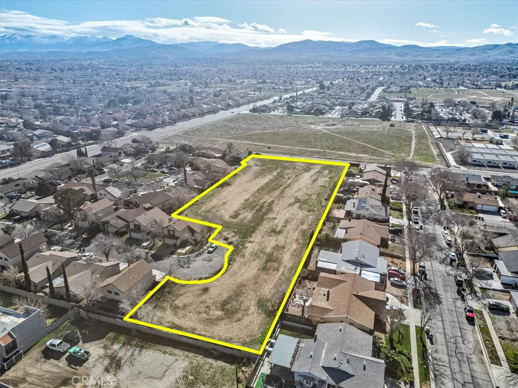 0 Vac/vic 30th Ste/ave R4 Palmdale, CA 93550 - Photo 3 of 17 an aerial view of residential houses with outdoor space