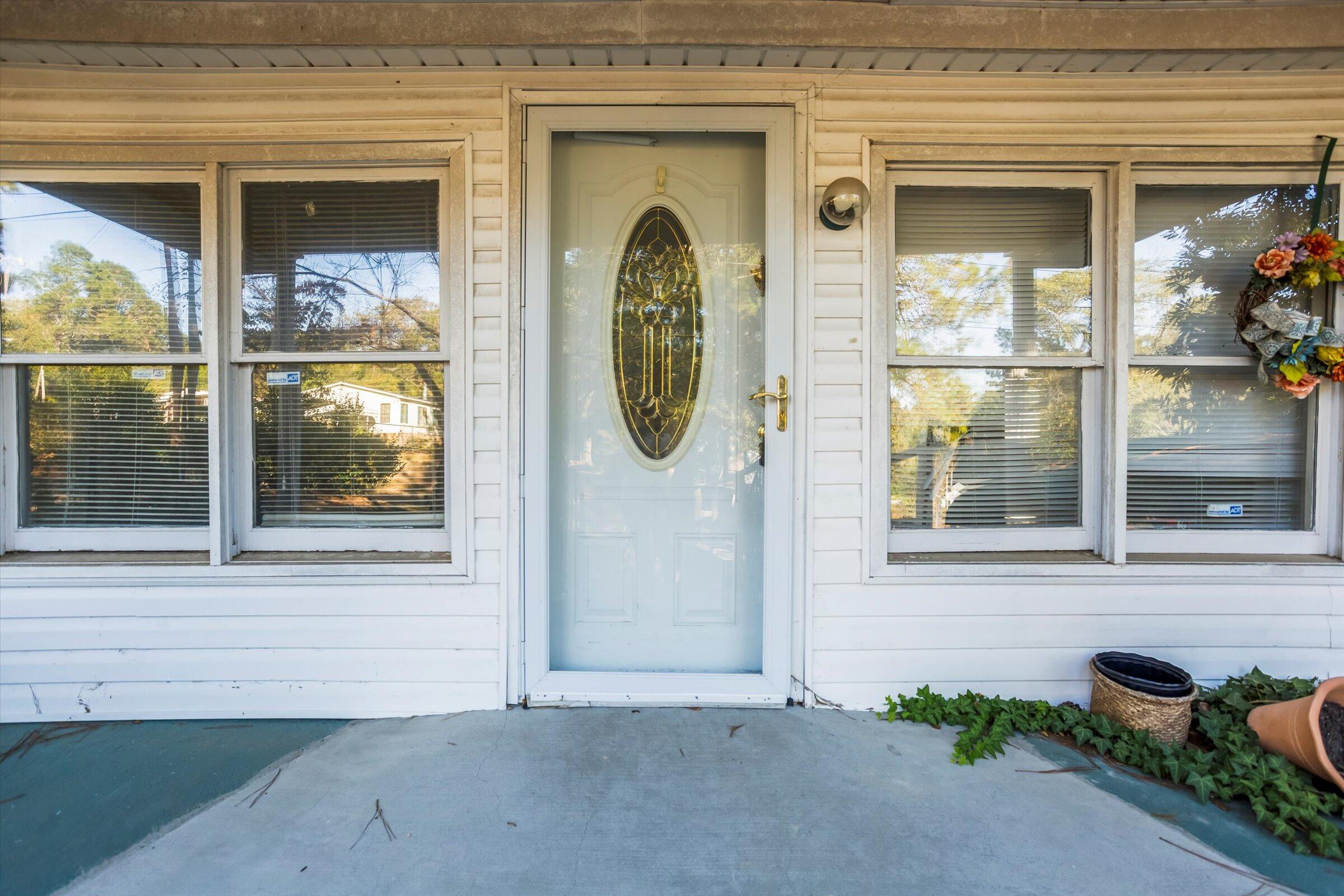 522 East Pine Street New Ellenton, SC 29809 - Photo 3 of 21 04-IMG_5776