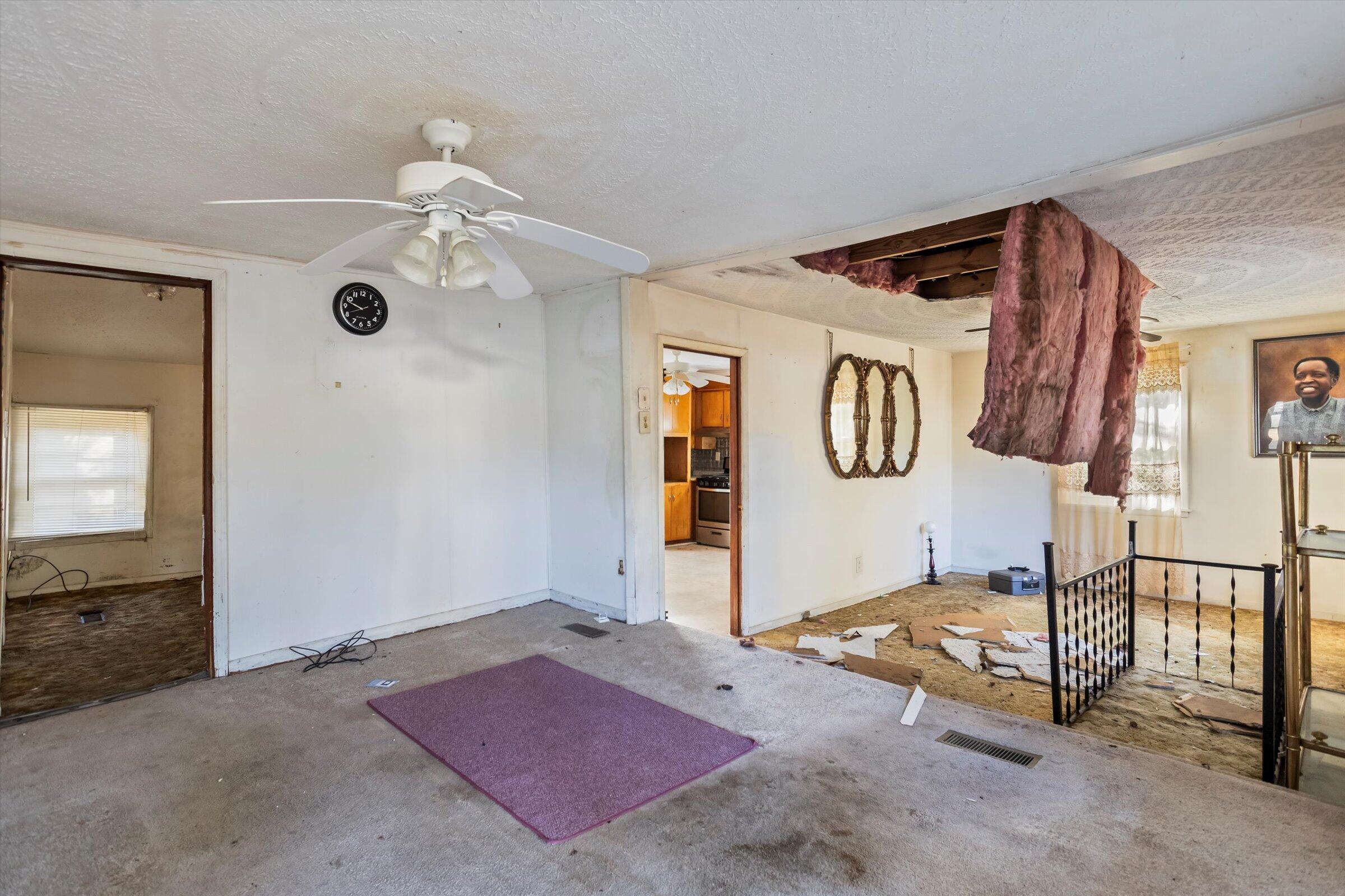 522 East Pine Street New Ellenton, SC 29809 - Photo 4 of 21 05-IMG_5779