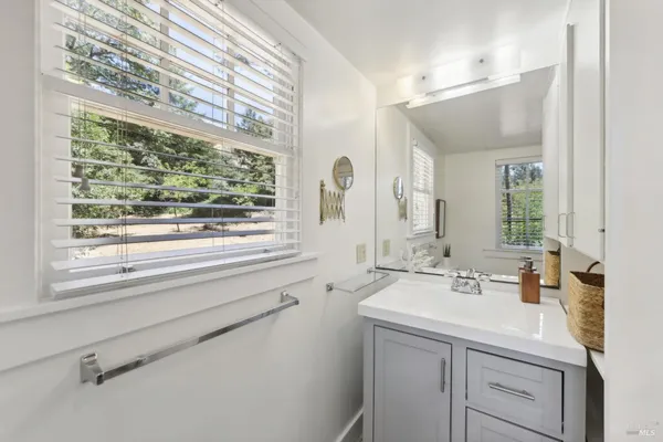 $599,000 | 4601 Lake County Highway, Calistoga, CA 94515