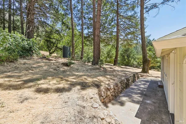 $599,000 | 4601 Lake County Highway, Calistoga, CA 94515