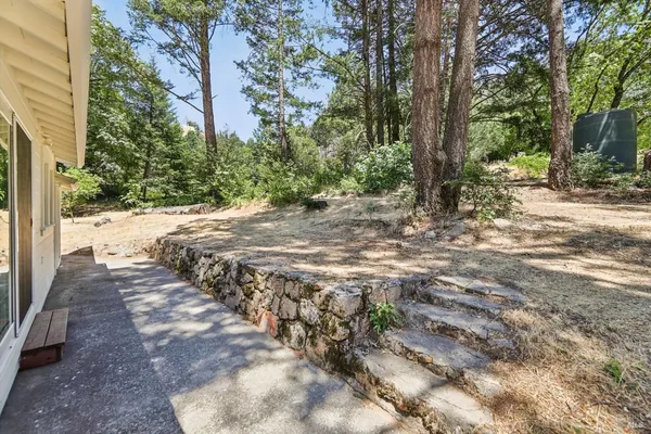 $599,000 | 4601 Lake County Highway, Calistoga, CA 94515