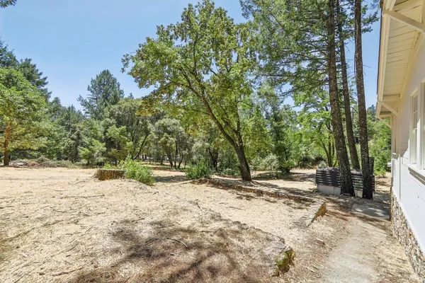 $599,000 | 4601 Lake County Highway, Calistoga, CA 94515