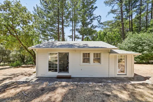 $599,000 | 4601 Lake County Highway, Calistoga, CA 94515