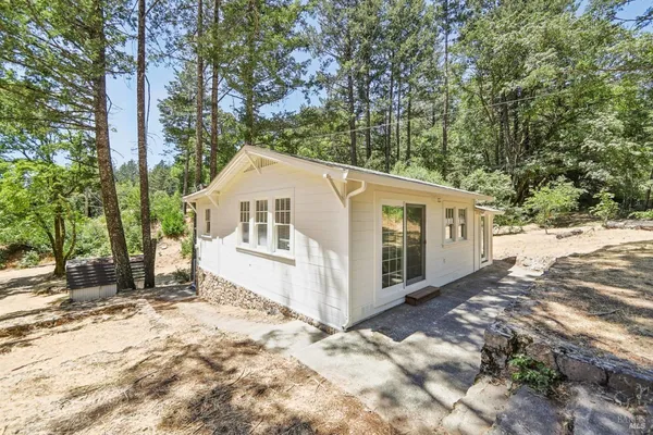 $599,000 | 4601 Lake County Highway, Calistoga, CA 94515