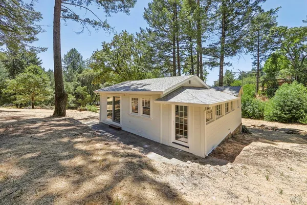$599,000 | 4601 Lake County Highway, Calistoga, CA 94515