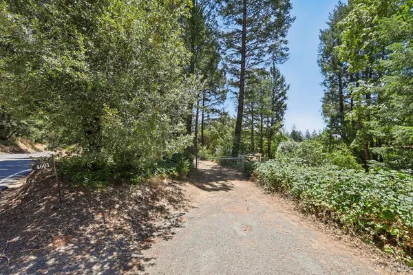 $599,000 | 4601 Lake County Highway, Calistoga, CA 94515