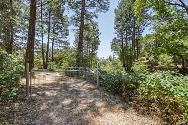 $599,000 | 4601 Lake County Highway, Calistoga, CA 94515