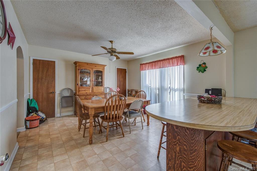 2054 South Point Road Belmont, NC 28012 - Photo 7 of 18 Gallery Image 7
