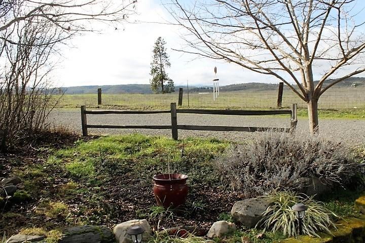 7461 Blackwell Road Central Point, OR 97502 - Photo 28 of 33 Additional Photo
