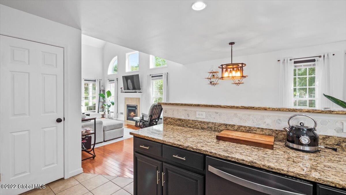 2101 Lenox Road Schenectady, NY 12308 - Photo 9 of 32 18-P1022185