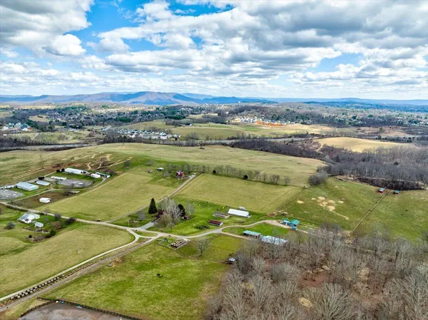 $9,401,990 | 0 Toms Creek Road, Blacksburg, VA 24060