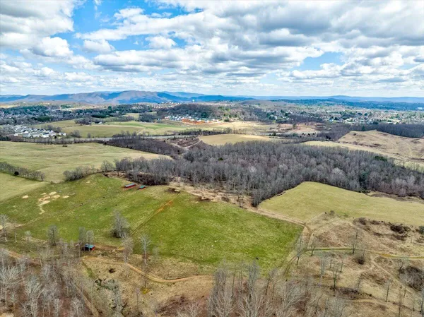 $9,401,990 | 0 Toms Creek Road, Blacksburg, VA 24060