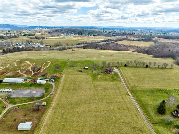 $9,401,990 | 0 Toms Creek Road, Blacksburg, VA 24060