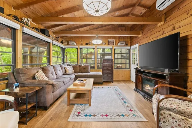 $184,500 | 407 Hidden Valley Road, Cleveland, GA 30528