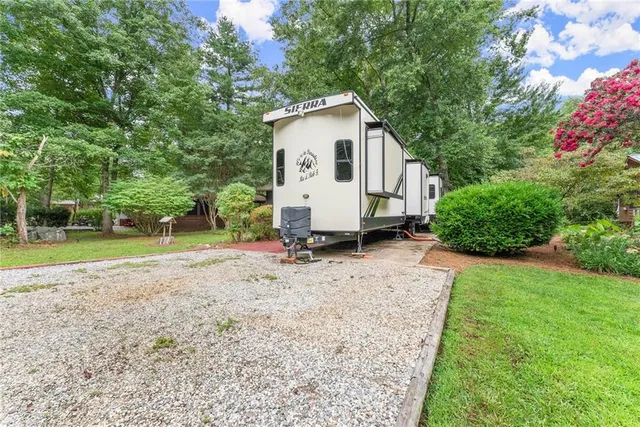 $184,500 | 407 Hidden Valley Road, Cleveland, GA 30528