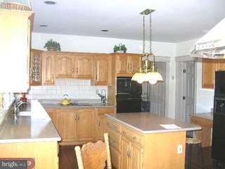 1877 Covered Bridge Road Malvern, PA 19355 - Photo 3 of 6 Gallery Image 3