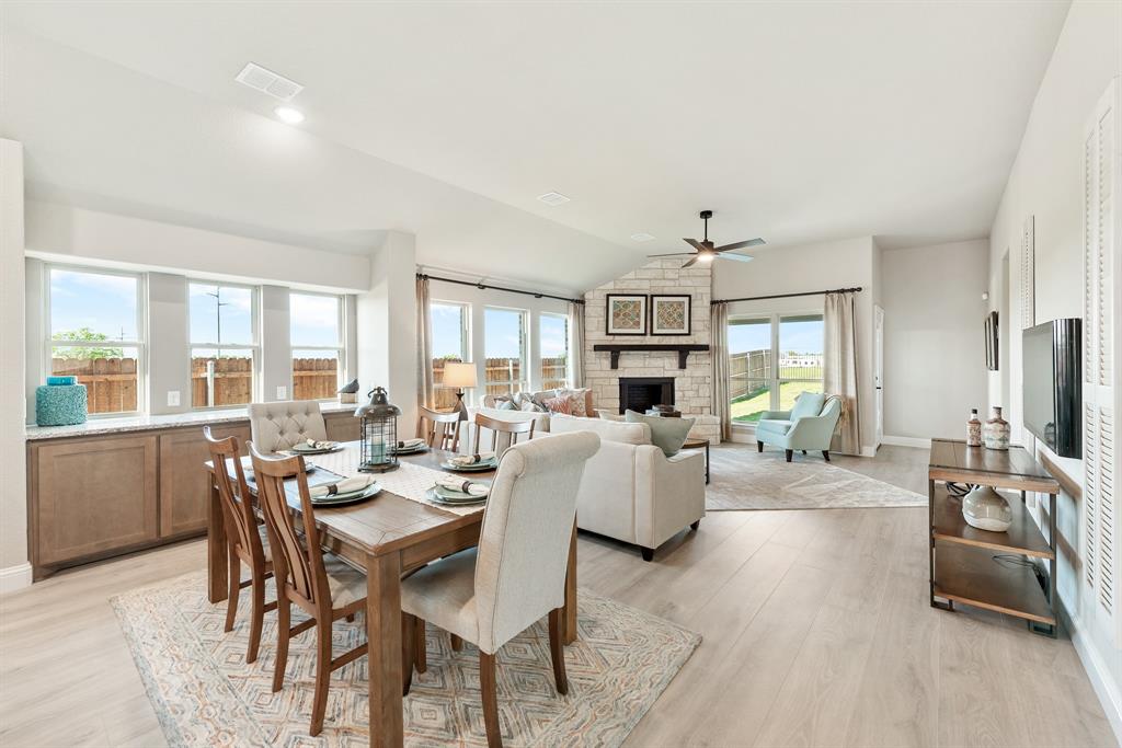 621 Godley Ranch Godley, TX 76044 - Photo 11 of 37