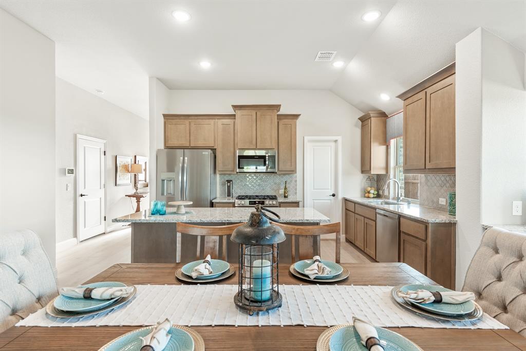 621 Godley Ranch Godley, TX 76044 - Photo 12 of 37