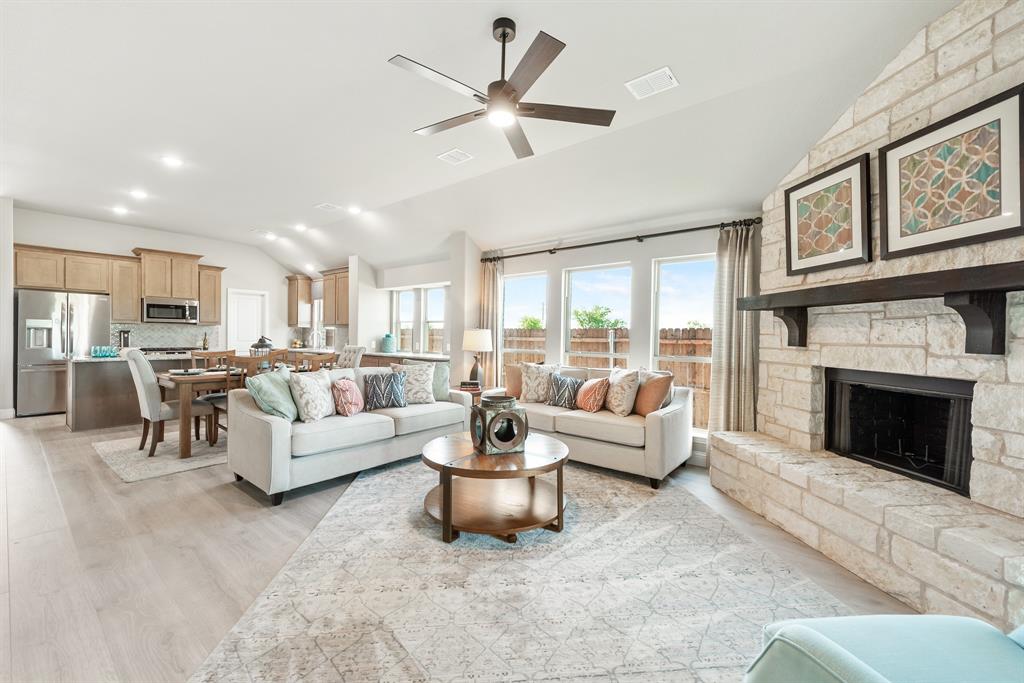 621 Godley Ranch Godley, TX 76044 - Photo 21 of 37