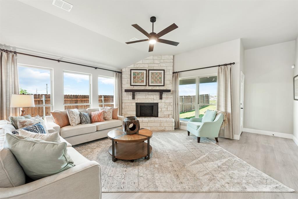 621 Godley Ranch Godley, TX 76044 - Photo 22 of 37