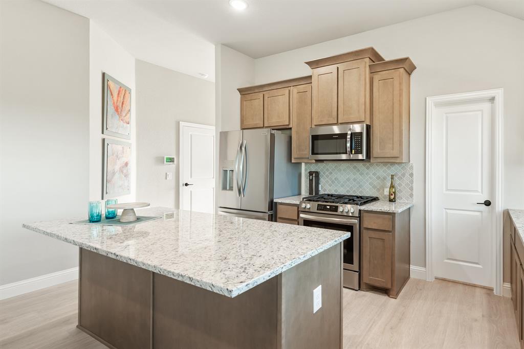 621 Godley Ranch Godley, TX 76044 - Photo 8 of 37