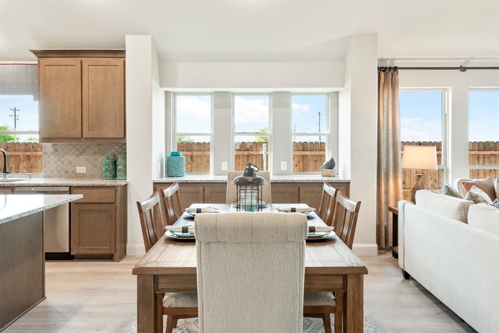 621 Godley Ranch Godley, TX 76044 - Photo 10 of 37