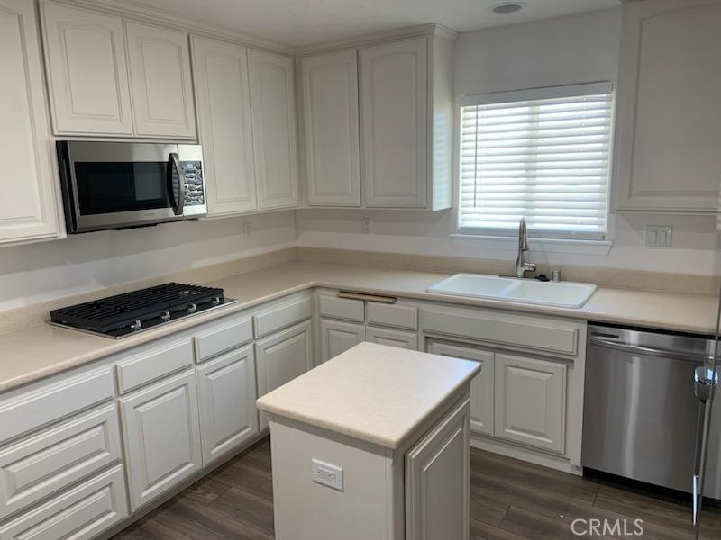 13115 El Rio Road Victorville, CA 92392 - Photo 5 of 22