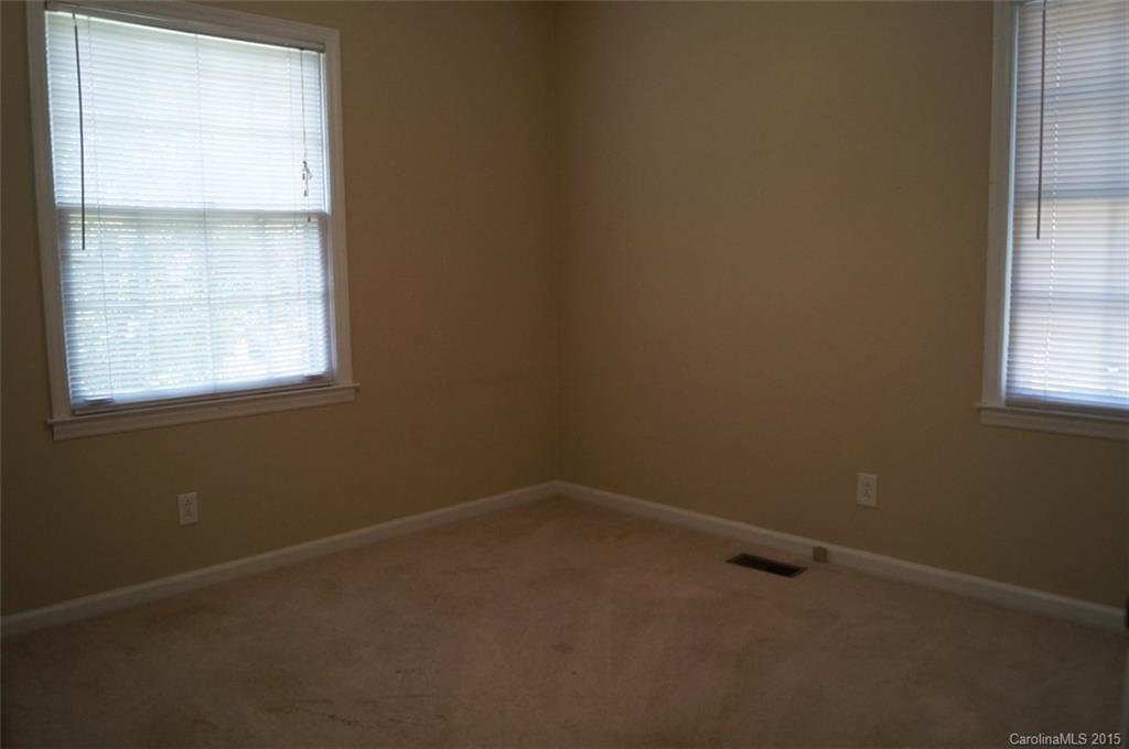 335 Clearbrook Road Matthews, NC 28105 - Photo 14 of 24 Gallery Image 14