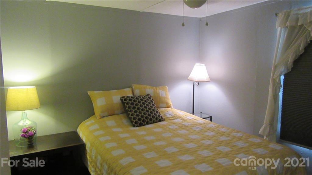 156 Redmon Road Harmony, NC 28634 - Photo 12 of 32 Gallery Image 12