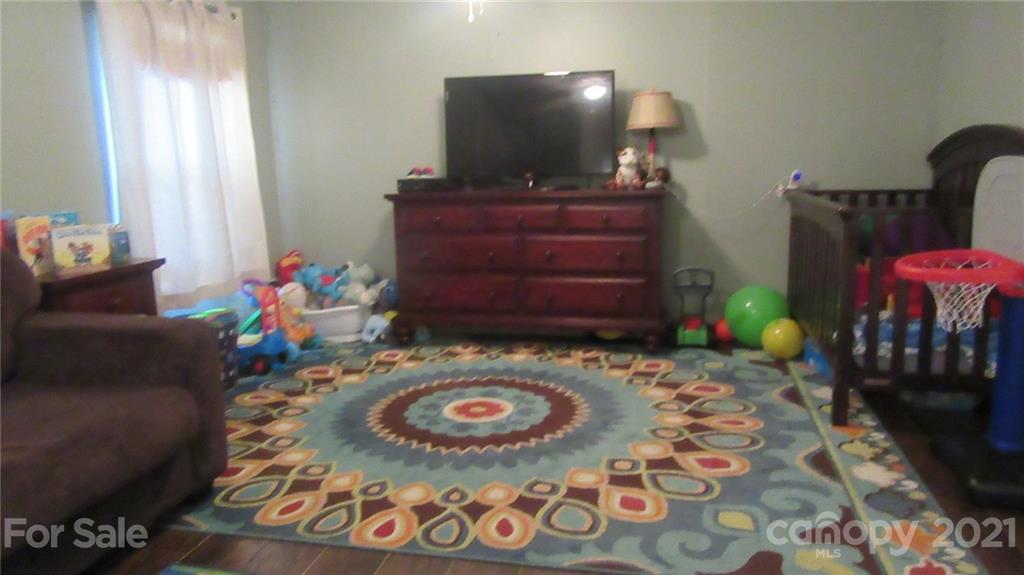156 Redmon Road Harmony, NC 28634 - Photo 15 of 32 Gallery Image 15