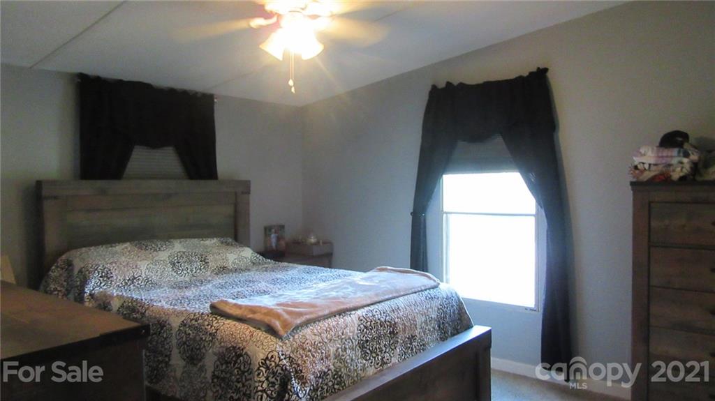 156 Redmon Road Harmony, NC 28634 - Photo 17 of 32 Gallery Image 17
