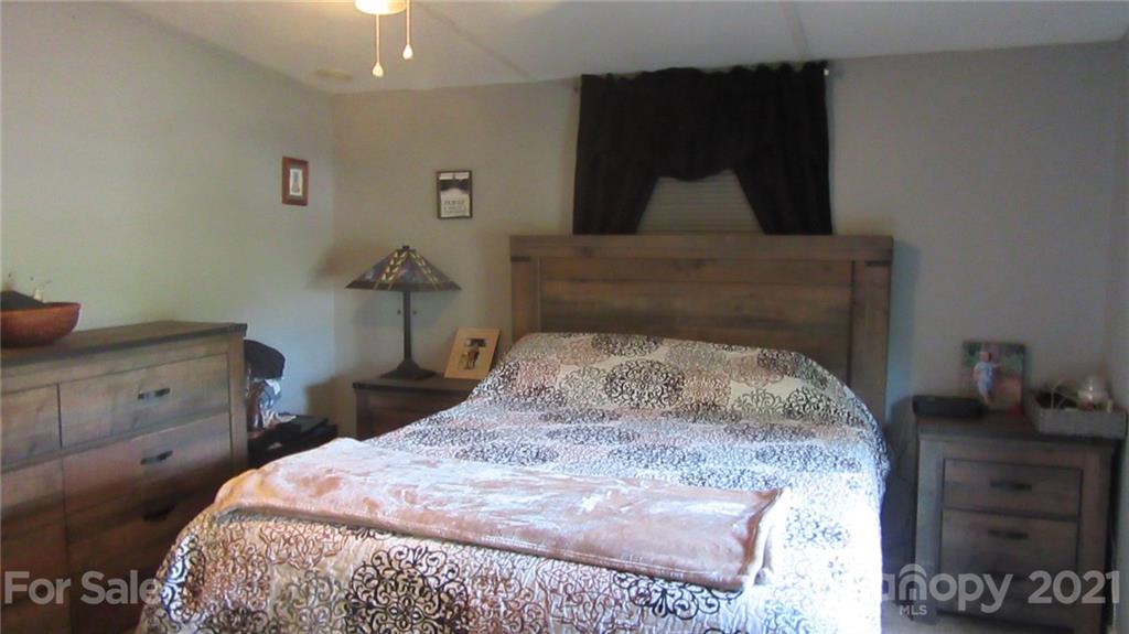 156 Redmon Road Harmony, NC 28634 - Photo 19 of 32 Gallery Image 19