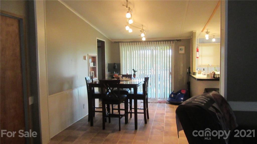 156 Redmon Road Harmony, NC 28634 - Photo 6 of 32 Gallery Image 6