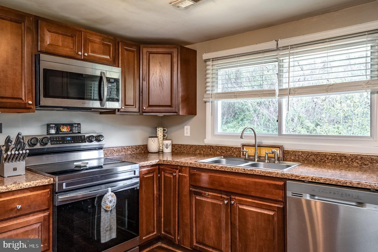 275 Ida Hollow Road Luray, VA 22835 - Photo 12 of 35 Gallery Image 12