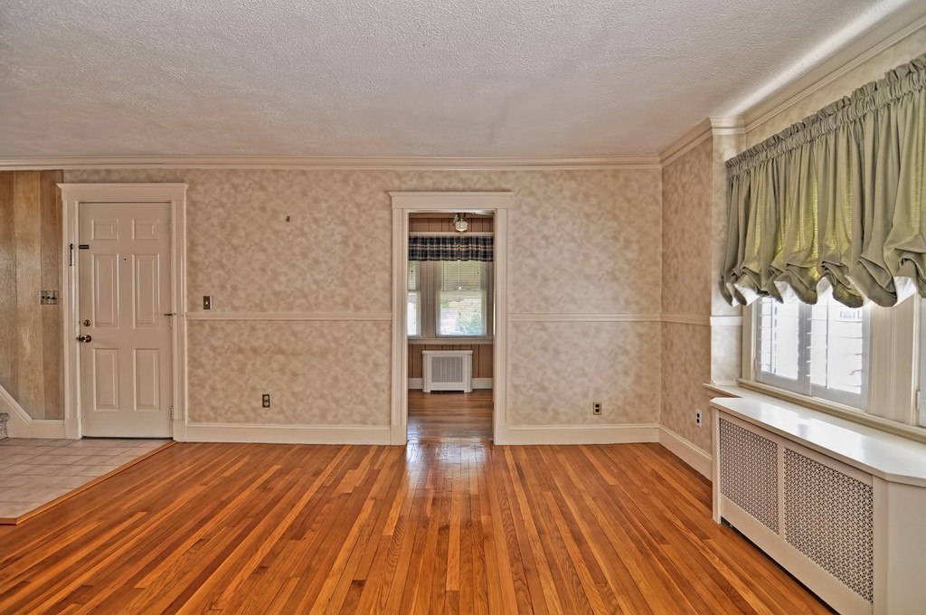228 Ashcroft Road Medford, MA 02155 - Photo 15 of 30 Gallery Image 15