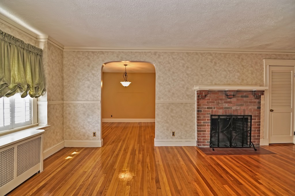 228 Ashcroft Road Medford, MA 02155 - Photo 17 of 30 Gallery Image 17