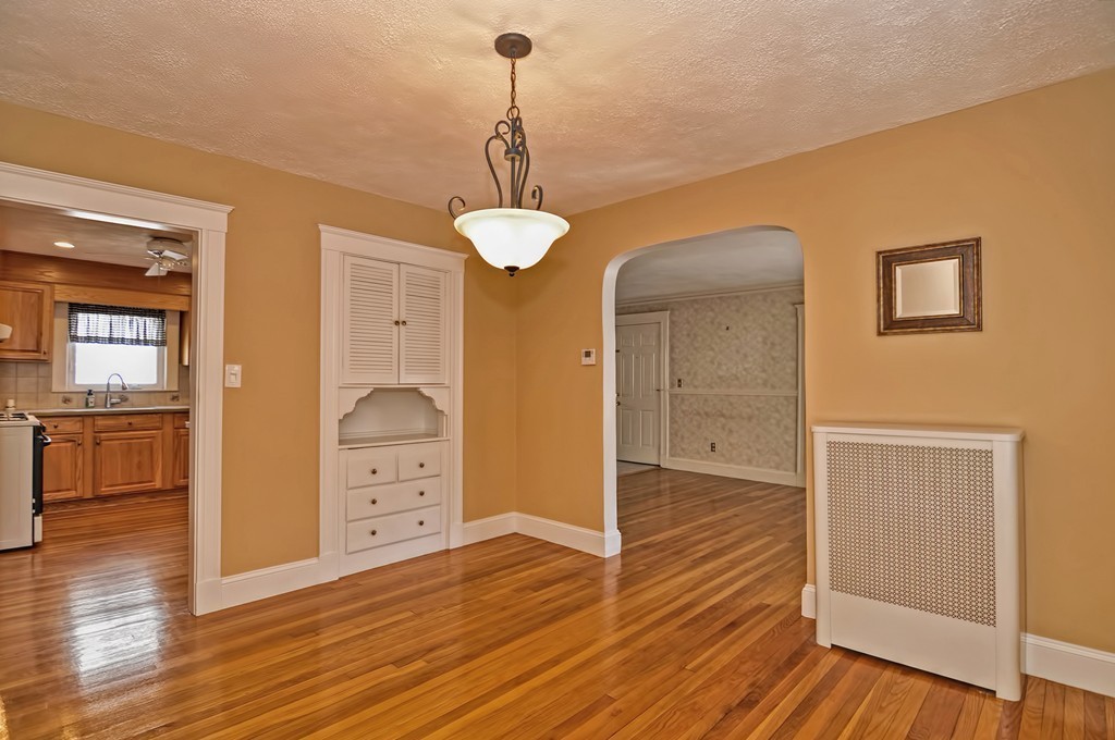 228 Ashcroft Road Medford, MA 02155 - Photo 18 of 30 Gallery Image 18