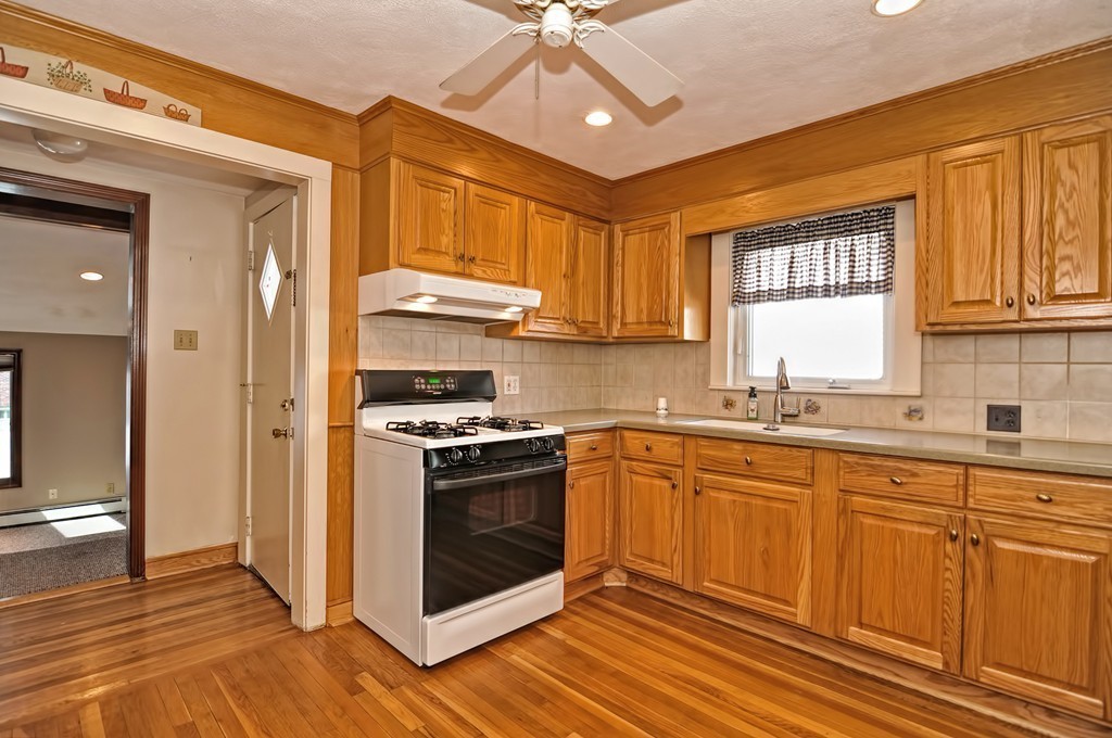 228 Ashcroft Road Medford, MA 02155 - Photo 21 of 30 Gallery Image 21