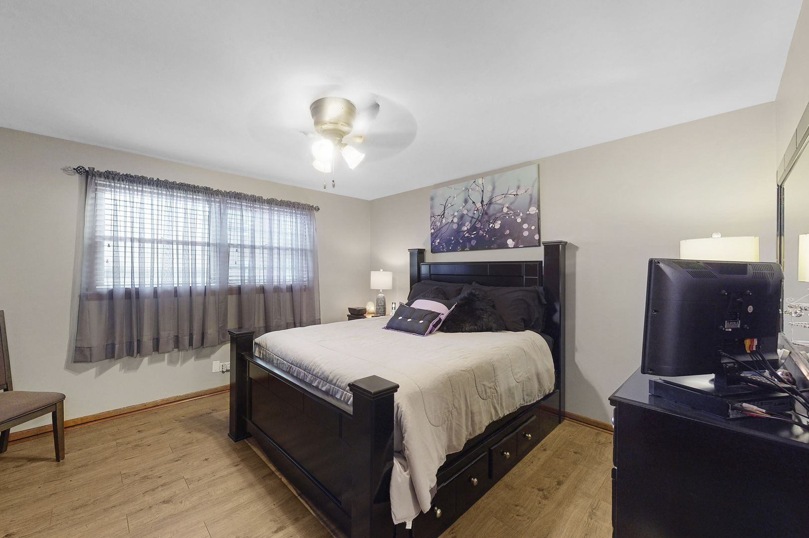 22 North Pistakee Lake Road, Unit 2A Fox Lake, IL 60020 - Photo 11 of 29