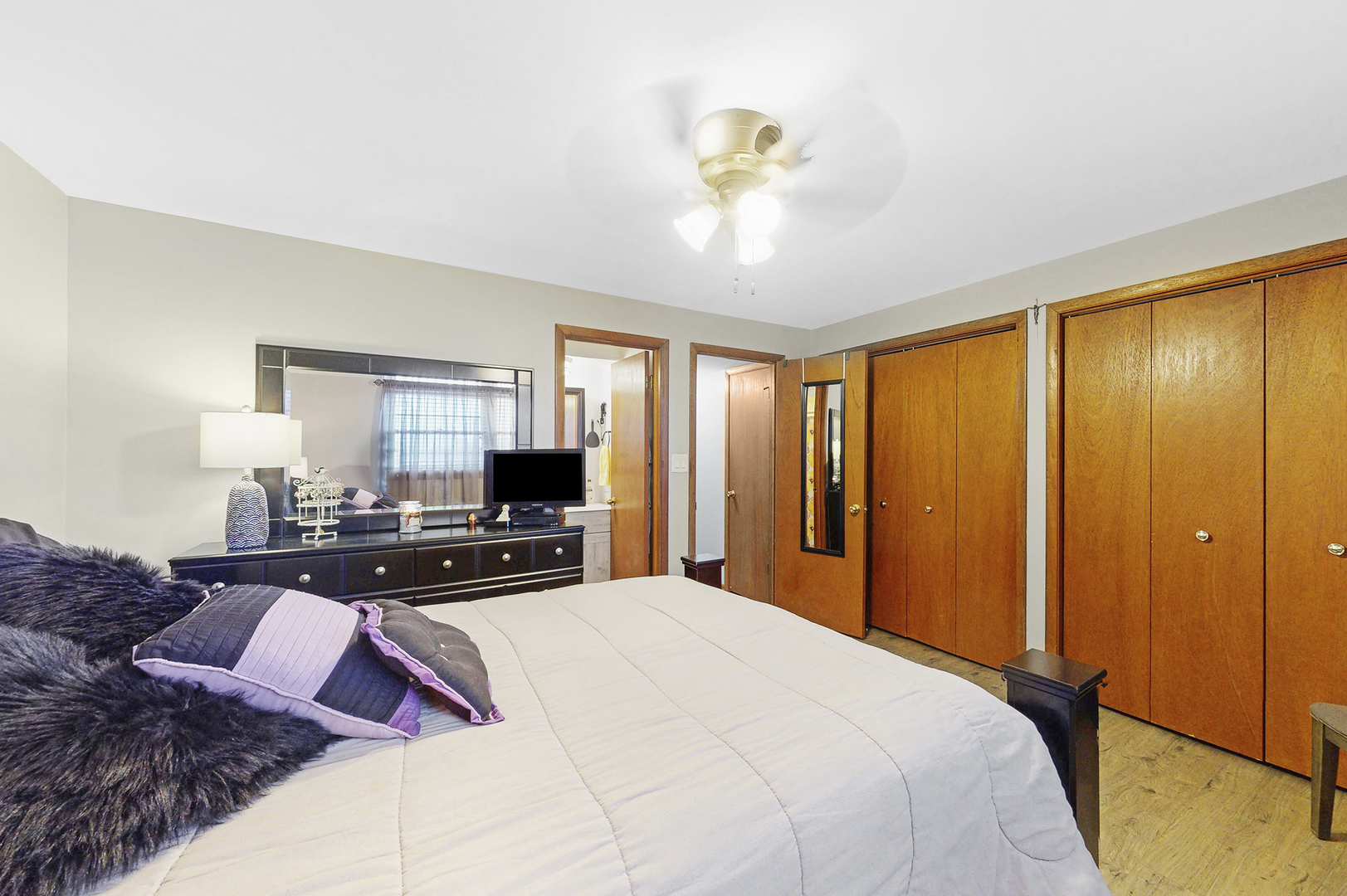 22 North Pistakee Lake Road, Unit 2A Fox Lake, IL 60020 - Photo 13 of 29