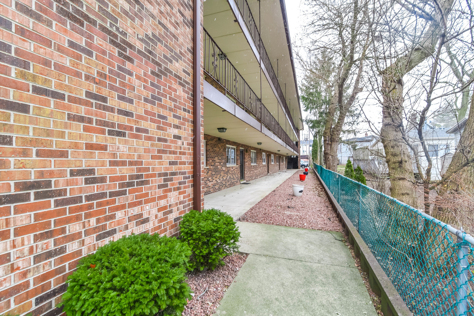 22 North Pistakee Lake Road, Unit 2A Fox Lake, IL 60020 - Photo 20 of 29