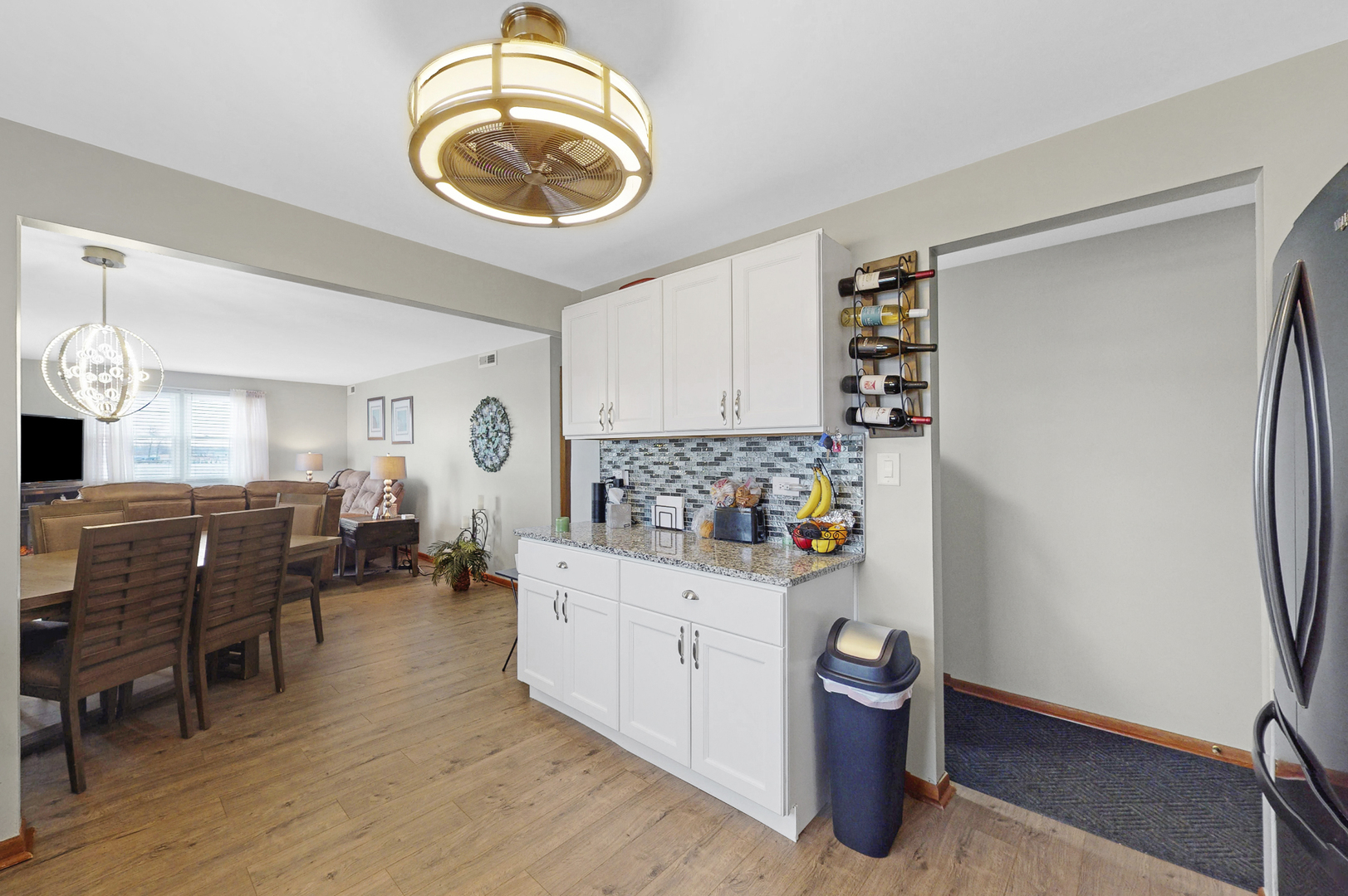 22 North Pistakee Lake Road, Unit 2A Fox Lake, IL 60020 - Photo 5 of 29