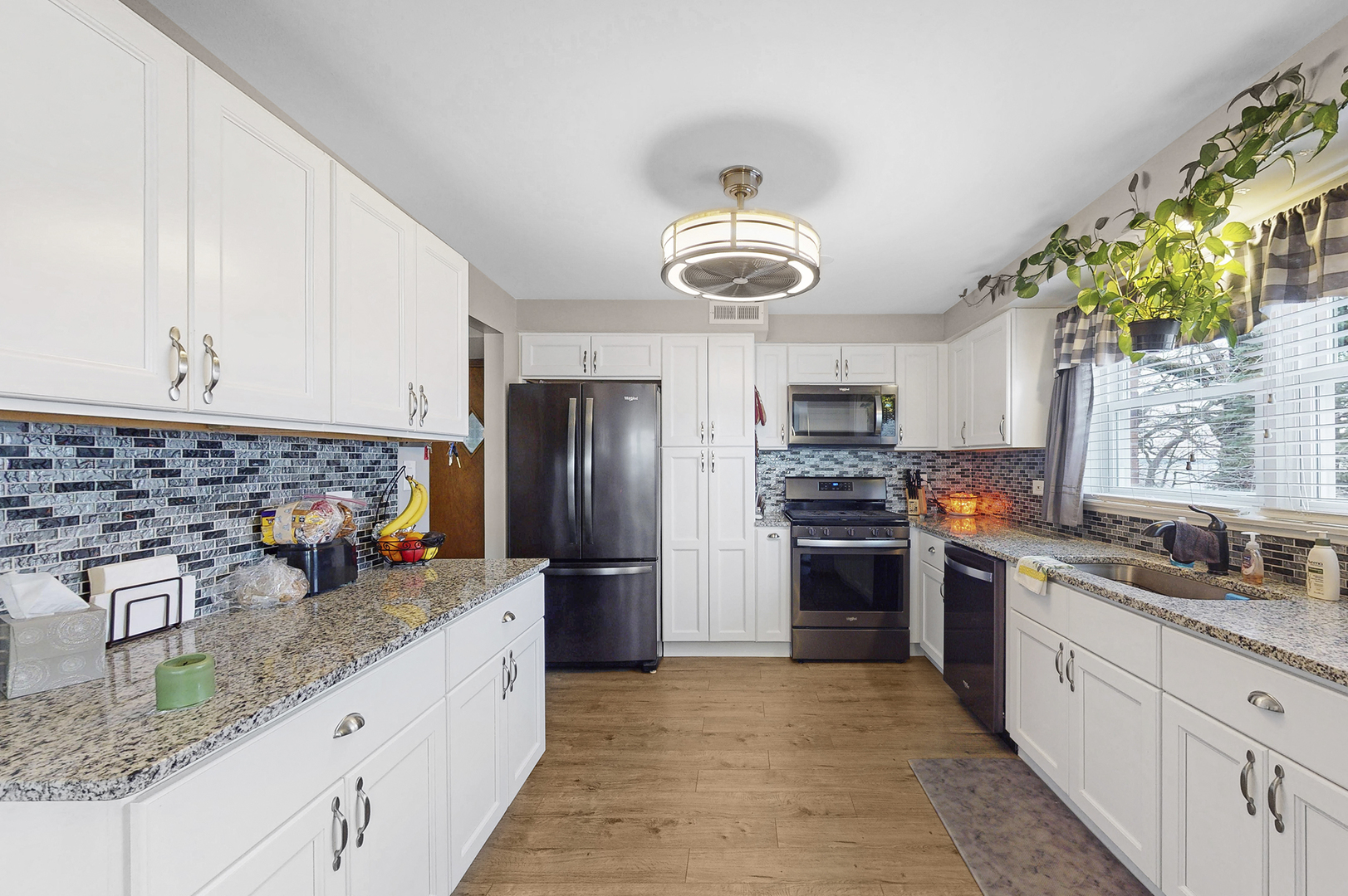 22 North Pistakee Lake Road, Unit 2A Fox Lake, IL 60020 - Photo 6 of 29