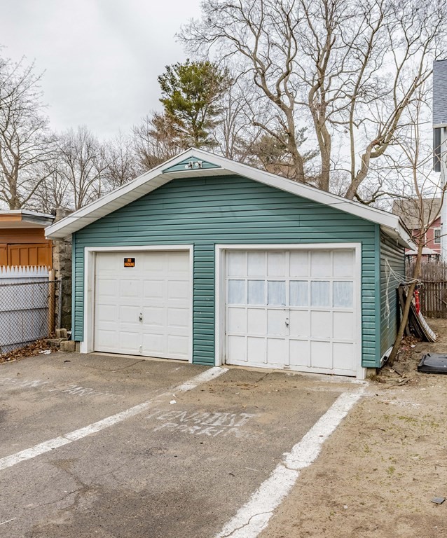 140-142 Bay Street Springfield, MA 01109 - Photo 2 of 14 Gallery Image 2