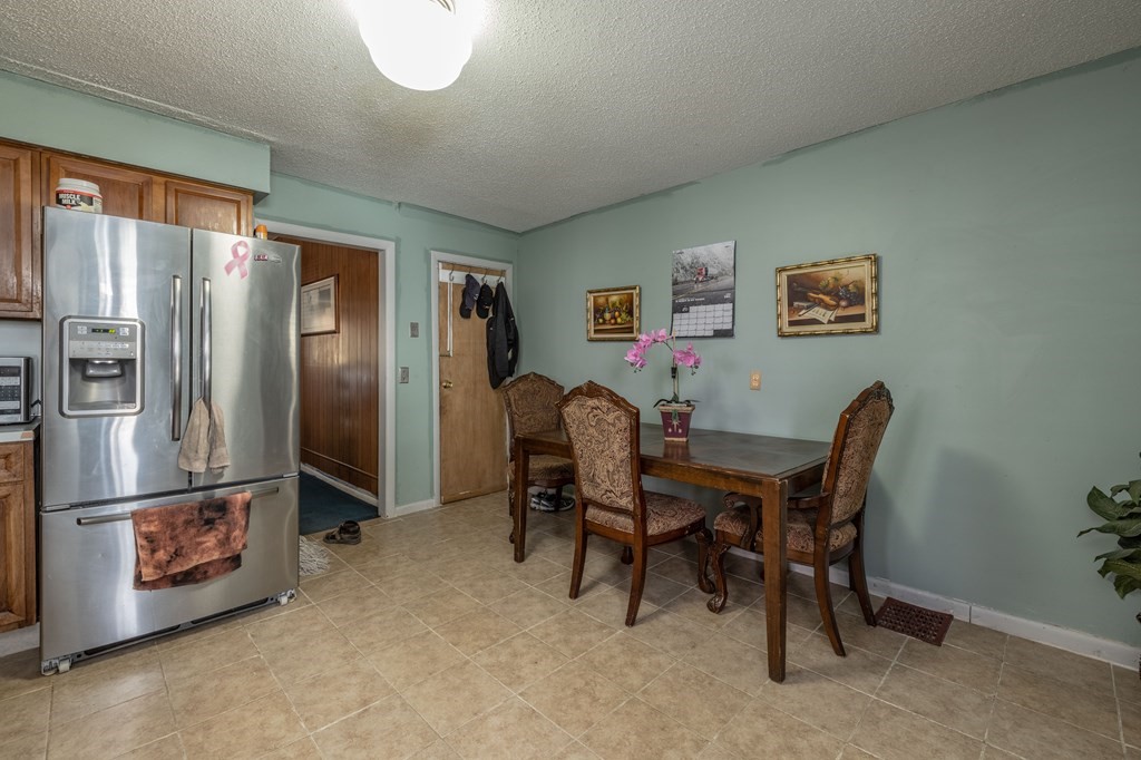 140-142 Bay Street Springfield, MA 01109 - Photo 4 of 14 Gallery Image 4