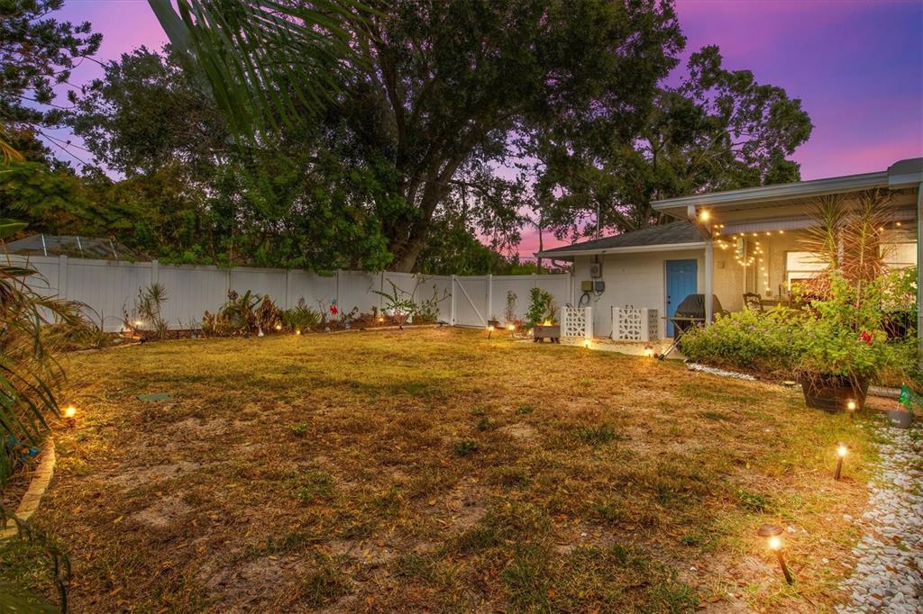 3236 South Lockwood Ridge Road Sarasota, FL 34239 - Photo 38 of 59 Gallery Image 38