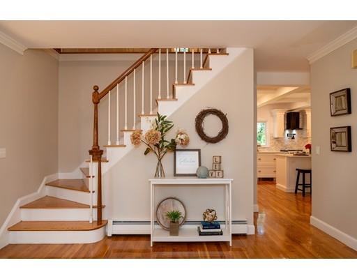 504 Bridge Street Hamilton, MA 01982 - Photo 4 of 32 Gallery Image 4
