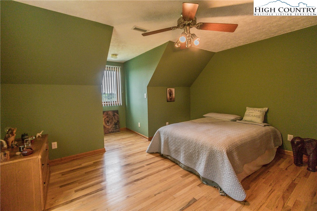 156 Sunslope Lane Boone, NC 28607 - Photo 18 of 28 Gallery Image 18