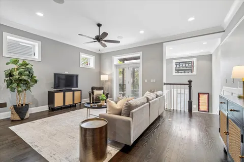 $1,700,000 | 1655 West Carmen Avenue, Chicago, IL 60640
